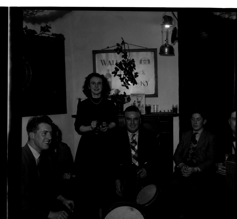 PUB SCENE0009.jpg