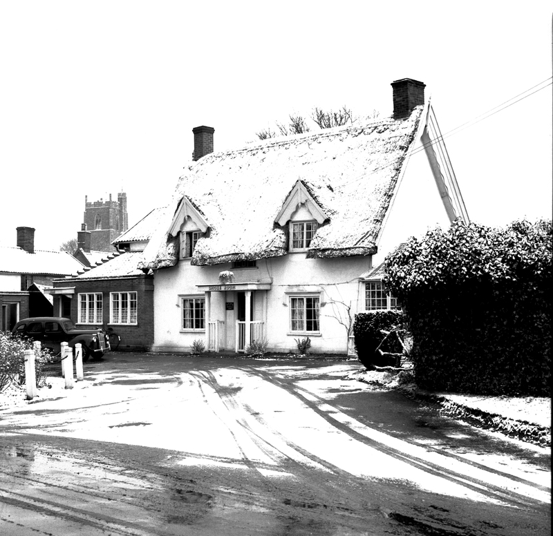 PUB SCENES0001.jpg